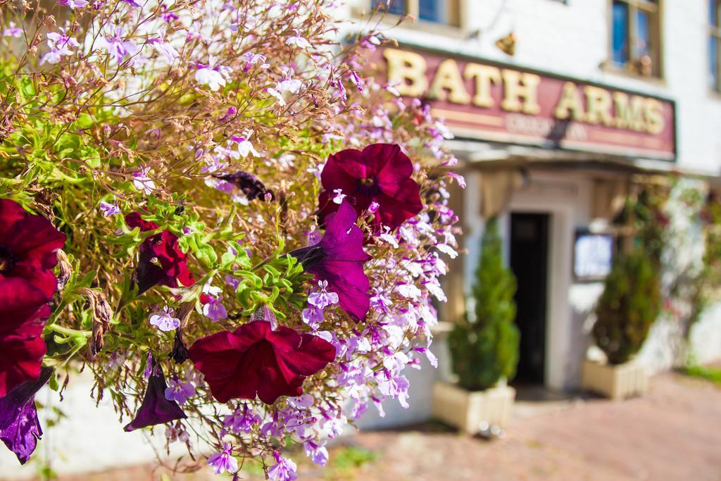 Bath Arms Crockerton Hotel วอร์มินสเตอร์ ภายนอก รูปภาพ